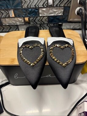 Stud-Trim Black Pointed Slip-On Mules with Heart Accent